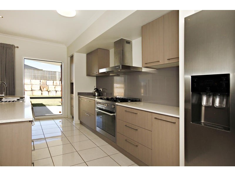 3 Bunya Street, Moggill QLD 4070